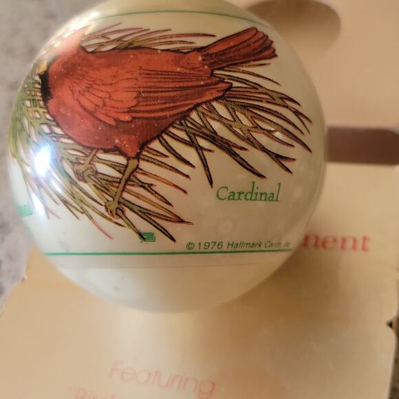 Hallmark Christmas 1976 Cardinal Tree Trimmer Collection Bauble Ball Ornament - Picture 11 of 16
